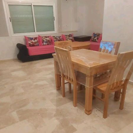 Appartement Avec Piscine Proche De La Plage Mohammedia Exterior foto
