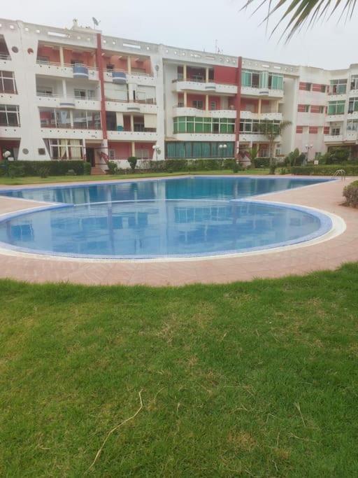Appartement Avec Piscine Proche De La Plage Mohammedia Exterior foto